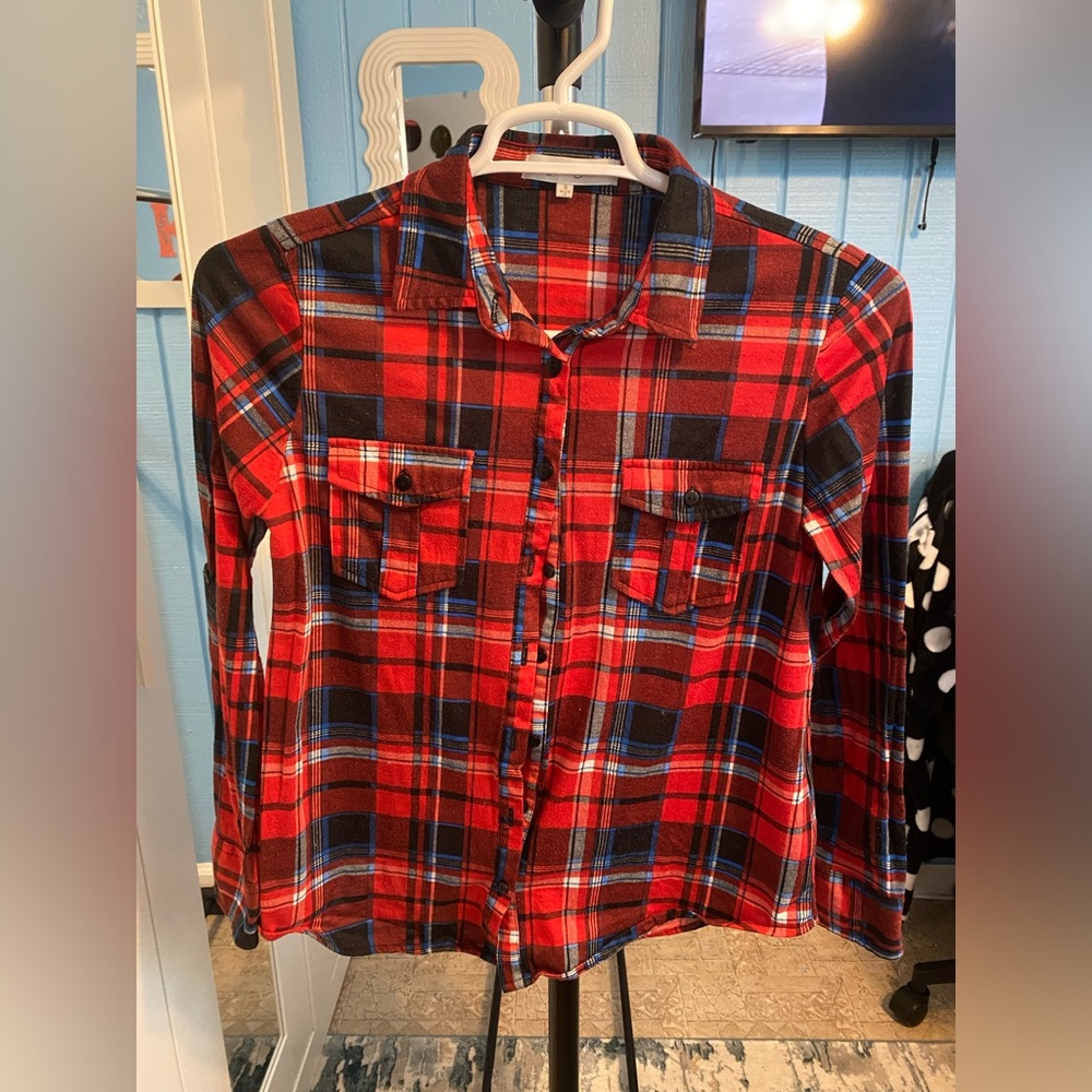 Eden & Olivia Plaid Long Sleeve Button Down Shirt